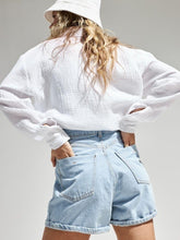 Load image into Gallery viewer, Effortless Button Down