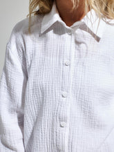 Load image into Gallery viewer, Effortless Button Down