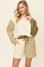 Load image into Gallery viewer, Jet Setter Top and Shorts Set