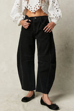 Load image into Gallery viewer, Laid Back Wide Leg Jeans with Pockets
