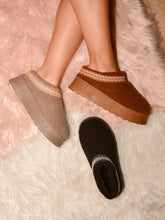 Load image into Gallery viewer, Winter Wonderland Embroidered Trim Platform Sherpa Boots