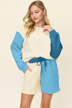 Load image into Gallery viewer, Jet Setter Top and Shorts Set