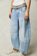 Load image into Gallery viewer, Laid Back Wide Leg Jeans with Pockets