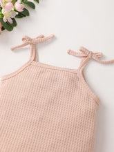 Load image into Gallery viewer, Peachy Keen Top and Shorts Set
