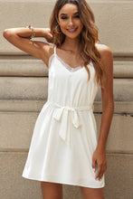Load image into Gallery viewer, Minimal Girl Dress