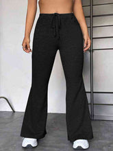 Load image into Gallery viewer, Mela Sweatpants