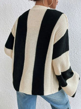 Load image into Gallery viewer, That Girl Cardigan
