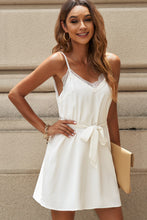 Load image into Gallery viewer, Minimal Girl Dress