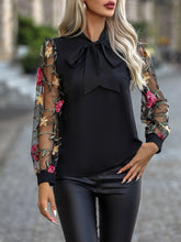 Load image into Gallery viewer, Flower Garden Blouse
