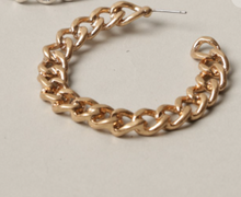 Load image into Gallery viewer, Chain Earrings - Every Stitch Boutique
